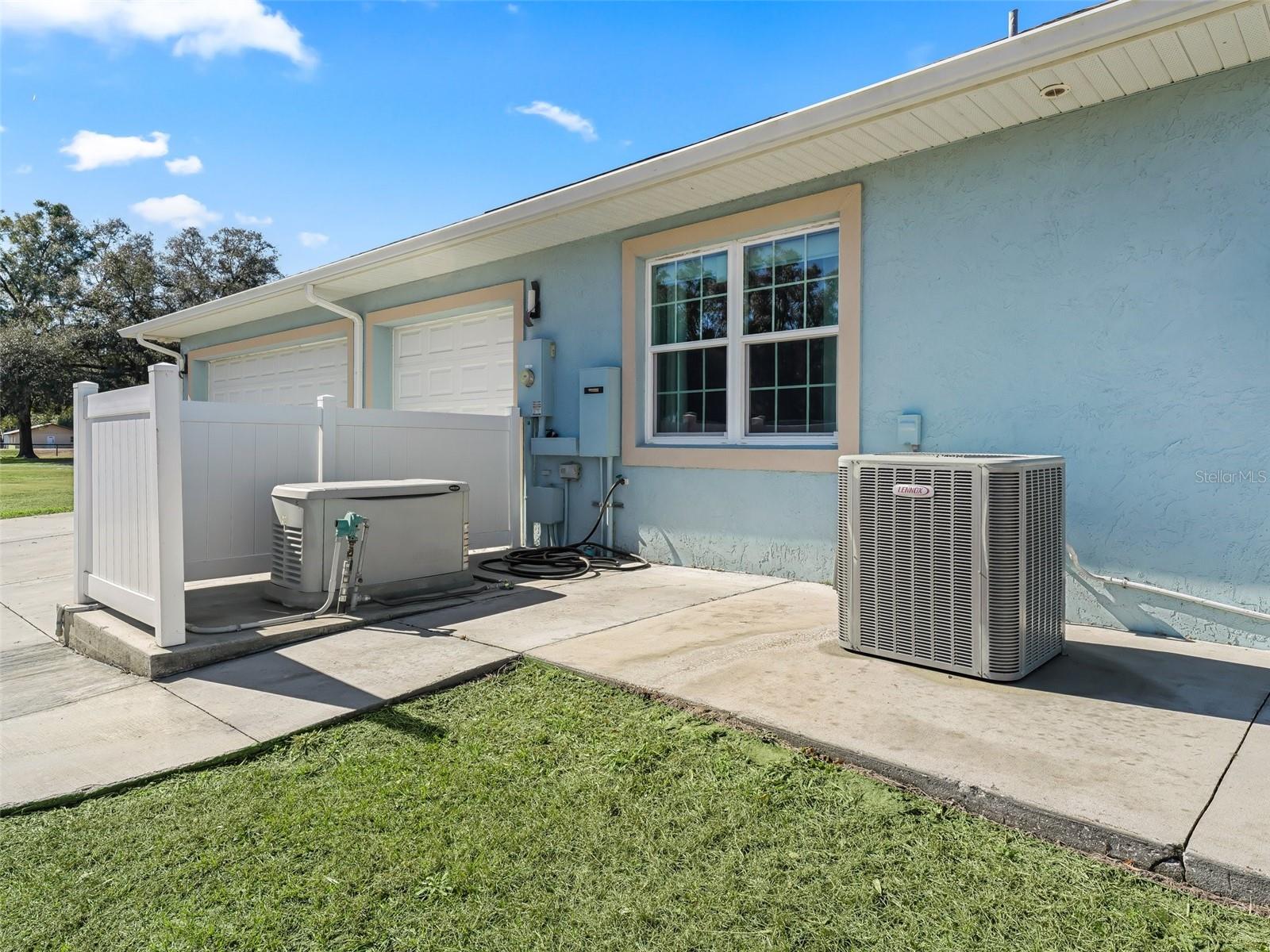 Image 39 of 81 For 19331 Levy Street