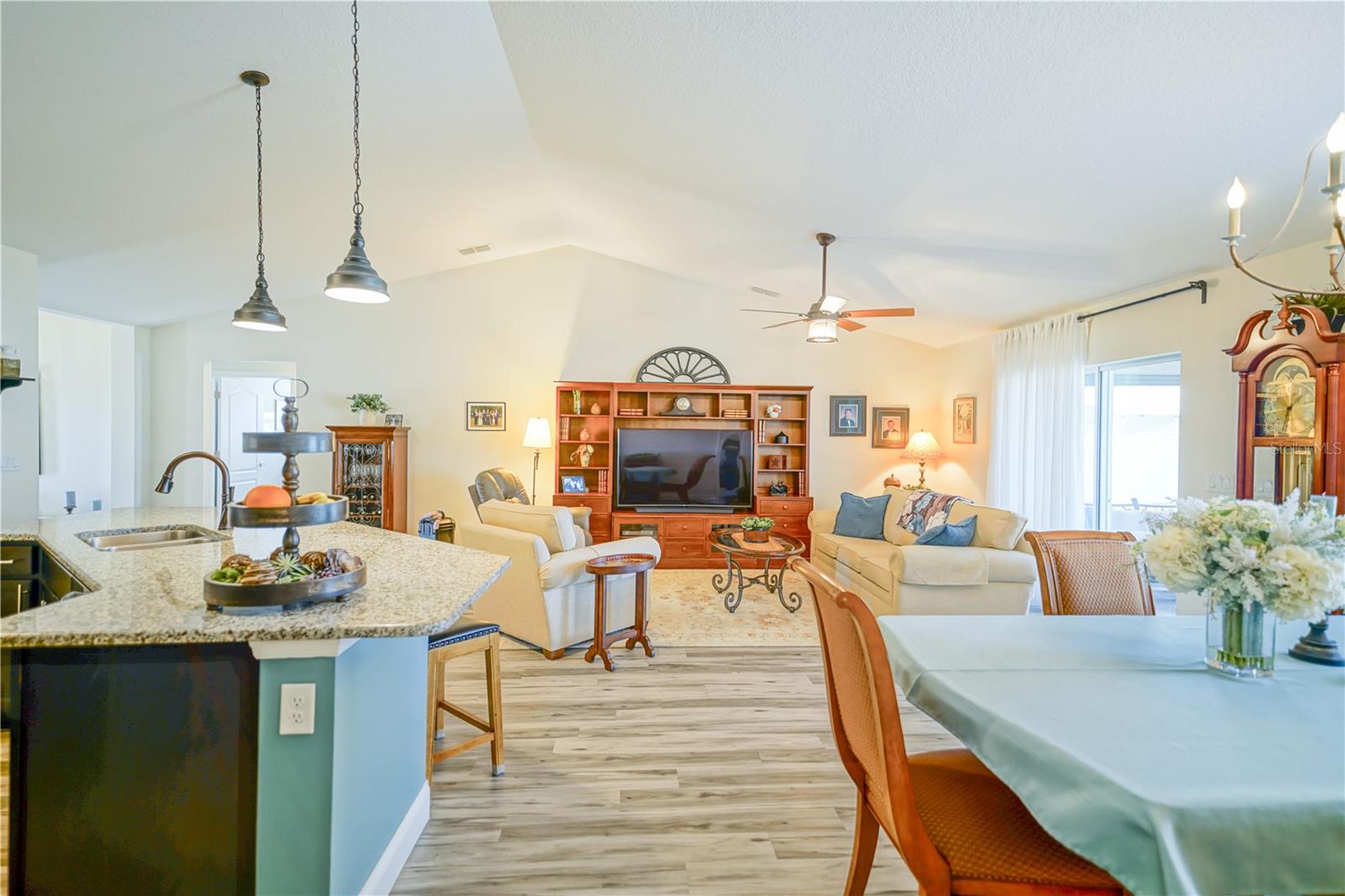 Image 17 of 59 For 5041 90th Place