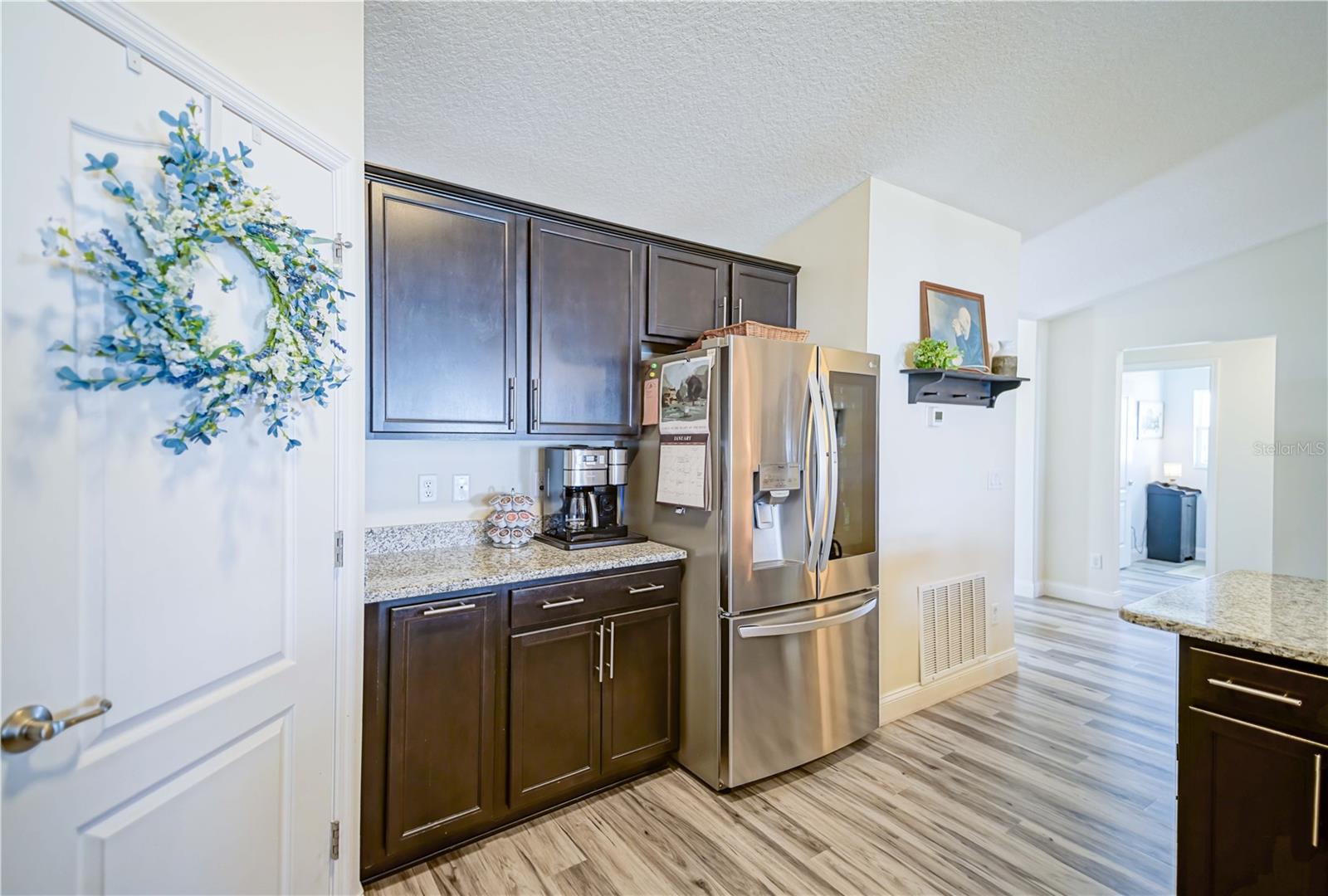 Image 23 of 59 For 5041 90th Place