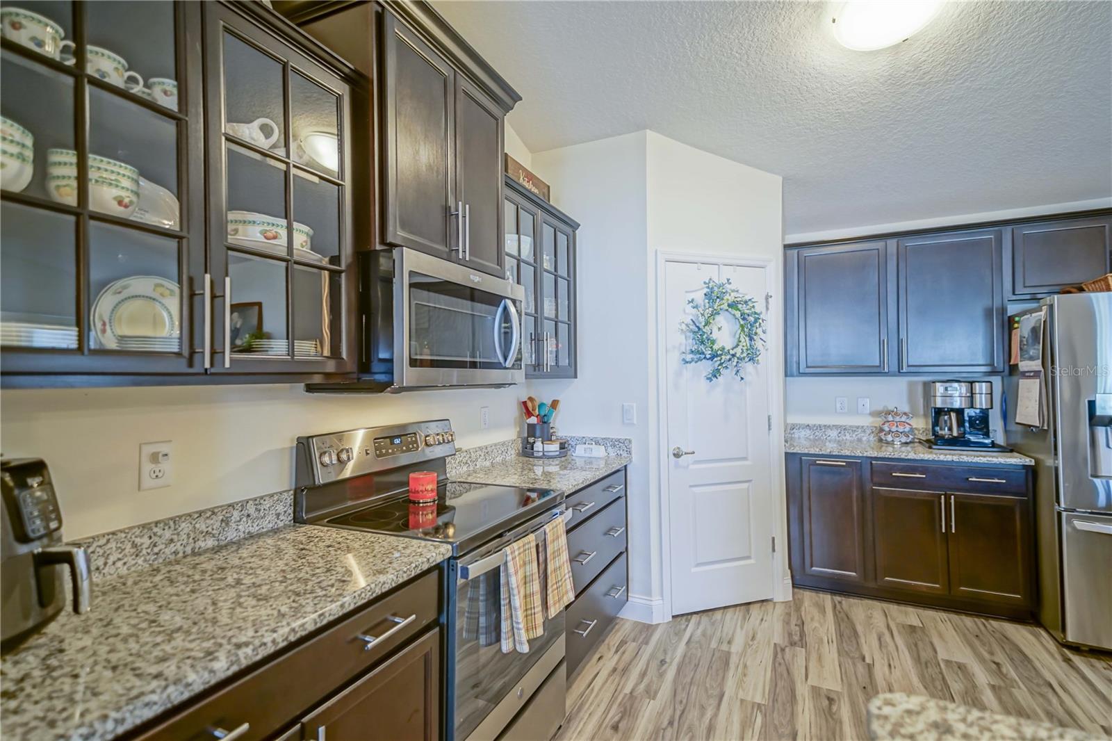 Image 25 of 59 For 5041 90th Place