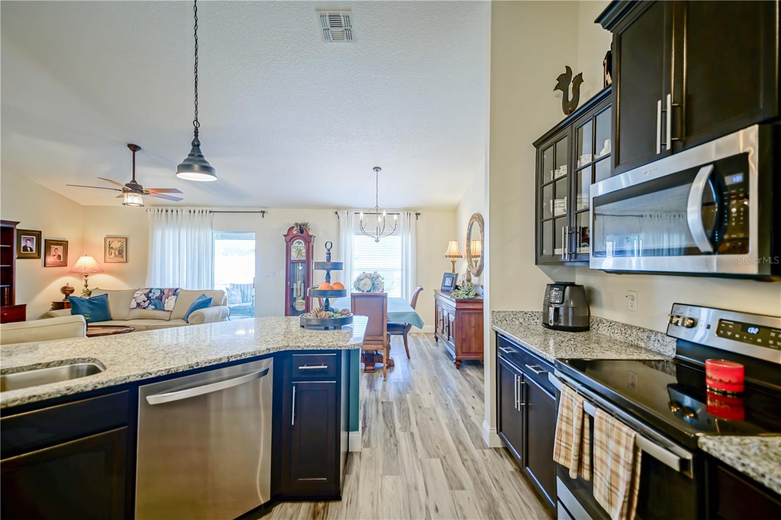 Image 27 of 59 For 5041 90th Place