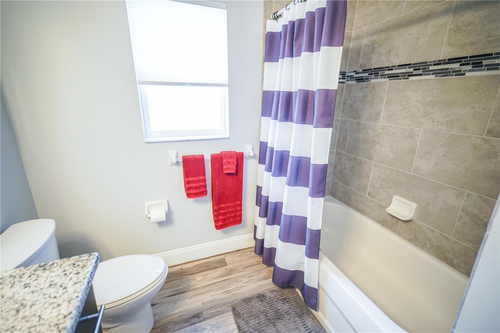 Image 41 of 59 For 5041 90th Place