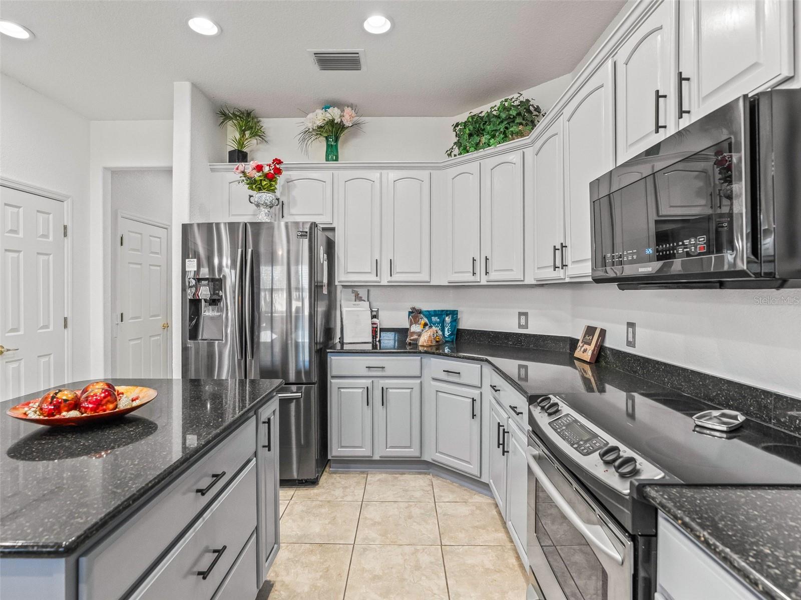 Image 20 of 46 For 9052 130th Loop