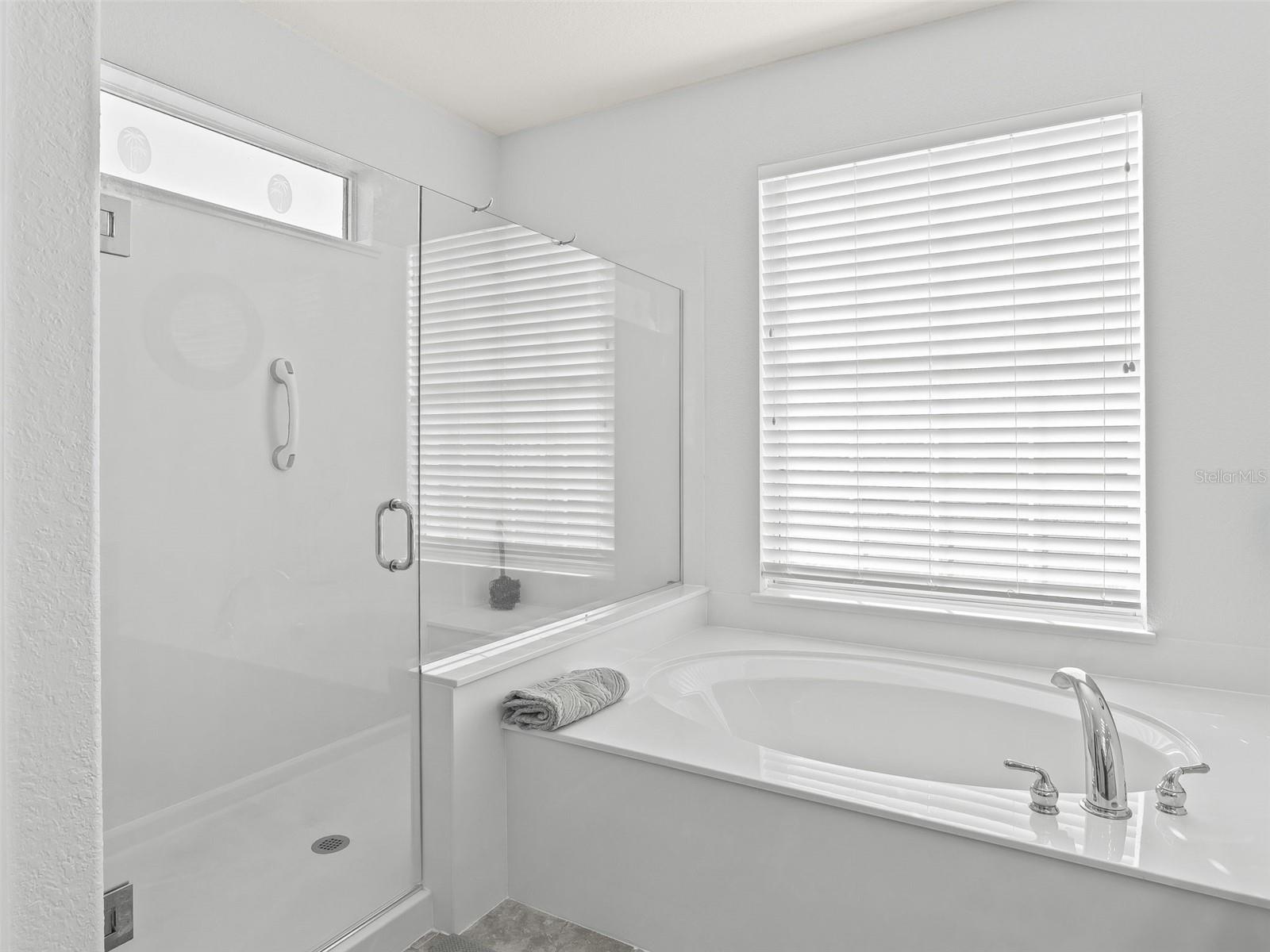 Image 28 of 46 For 9052 130th Loop