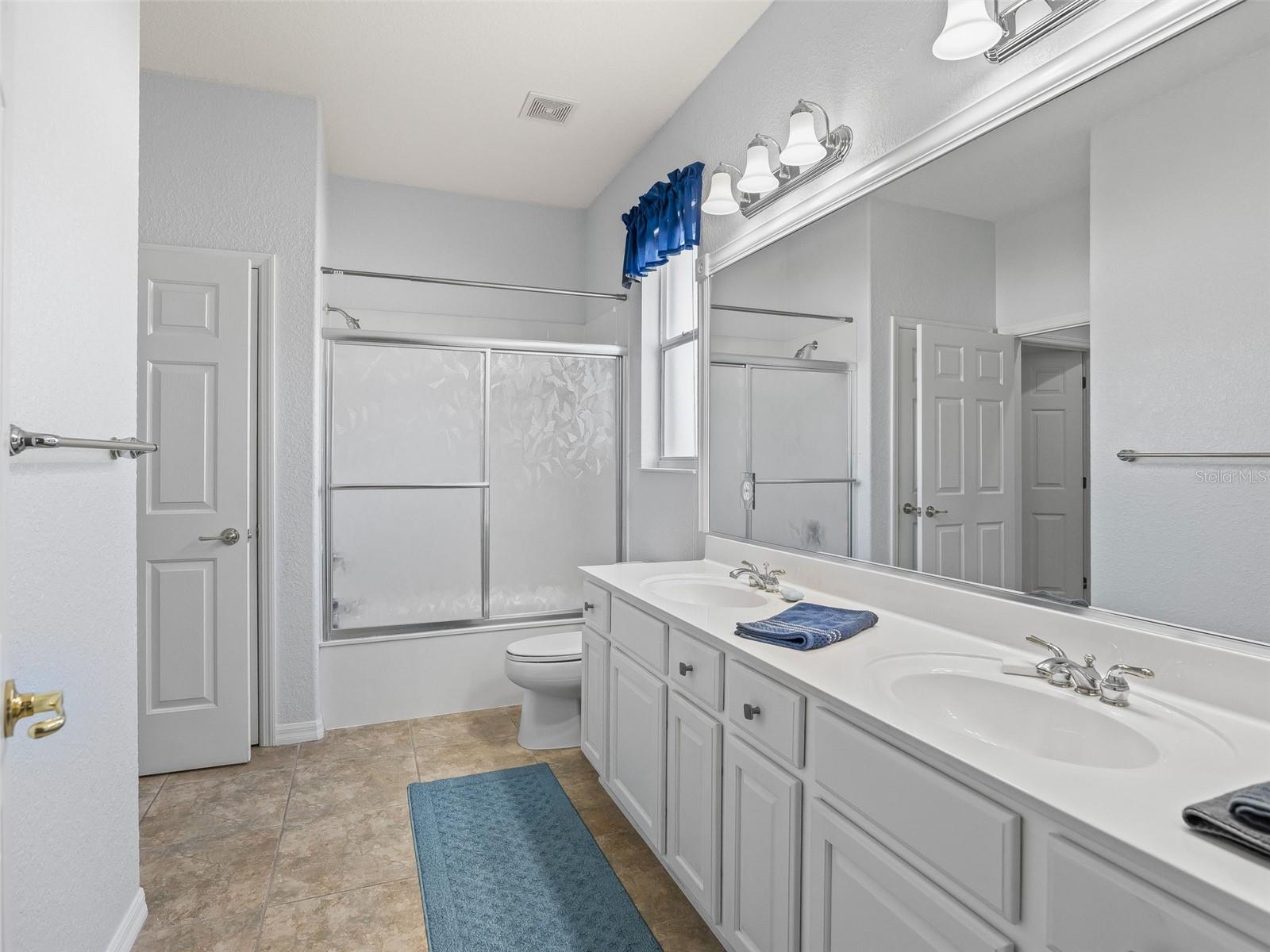 Image 31 of 46 For 9052 130th Loop