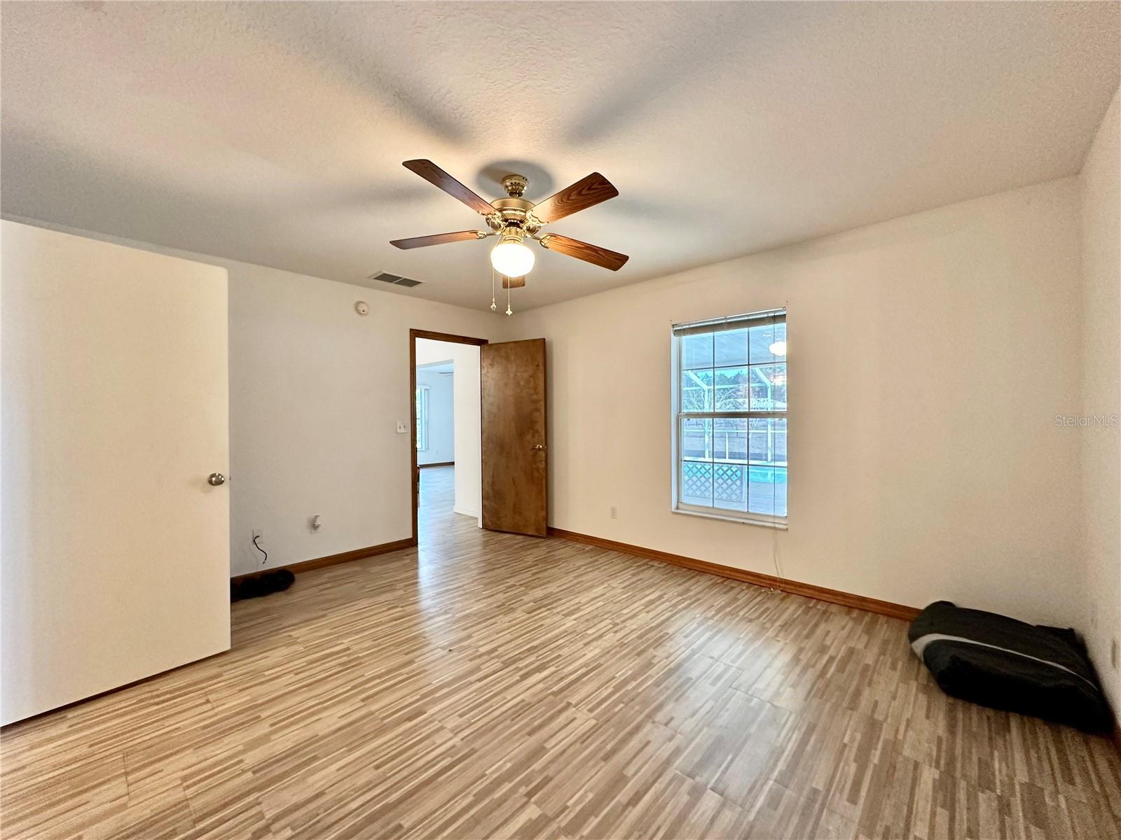 Image 24 of 29 For 12051 84th Avenue