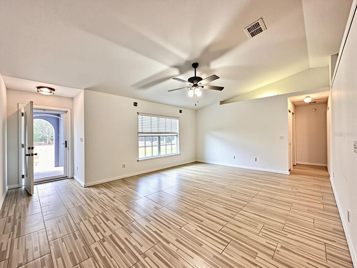 Image 7 of 29 For 12051 84th Avenue