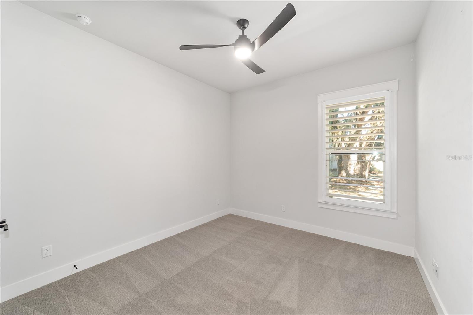 Image 17 of 80 For 11096 38th Boulevard