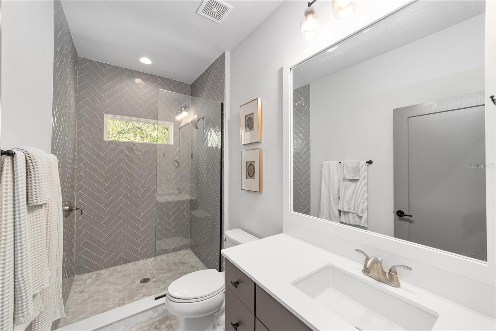 Image 53 of 80 For 11096 38th Boulevard