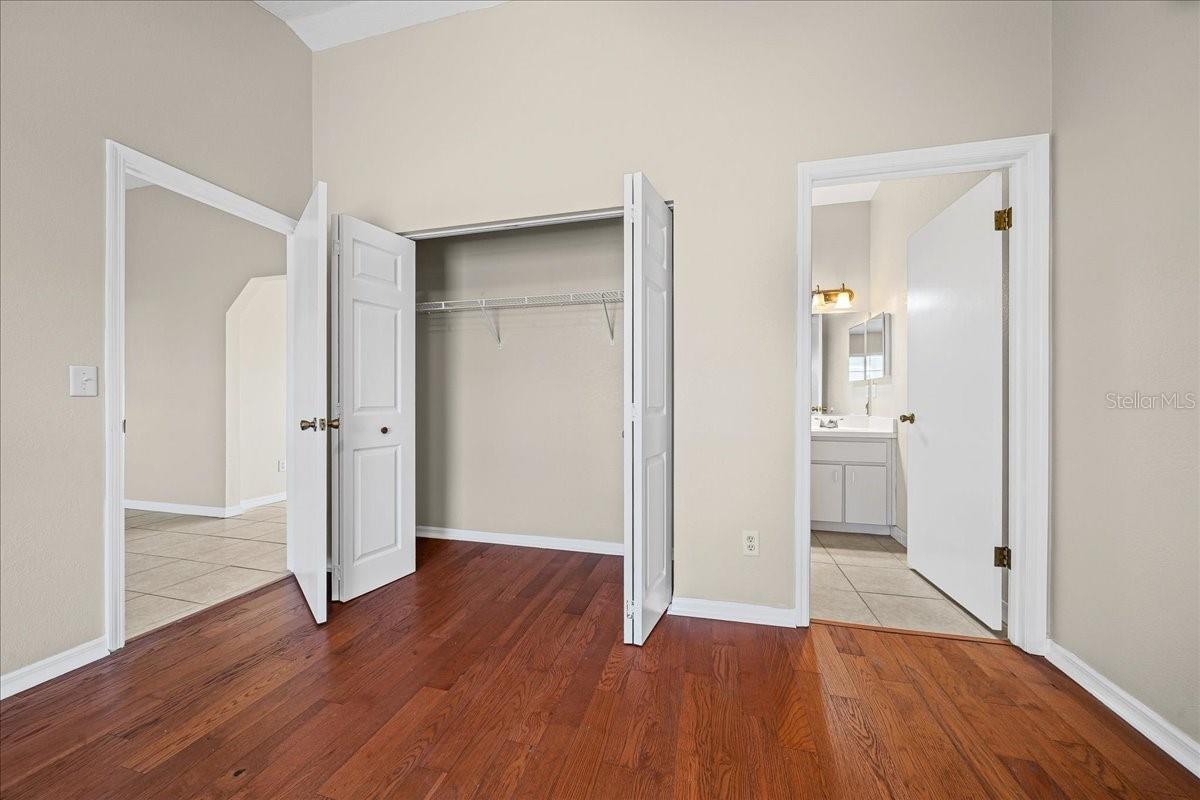 Image 12 of 50 For 2851 64 Lane