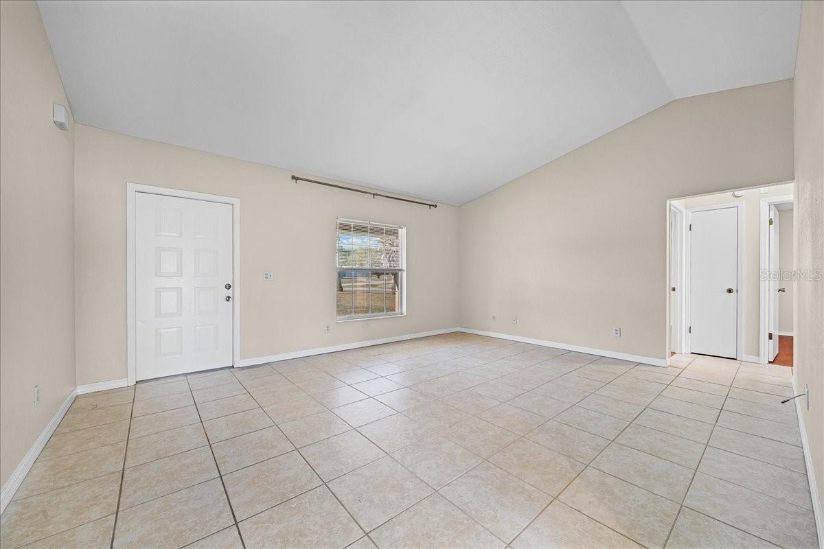 Image 7 of 50 For 2851 64 Lane