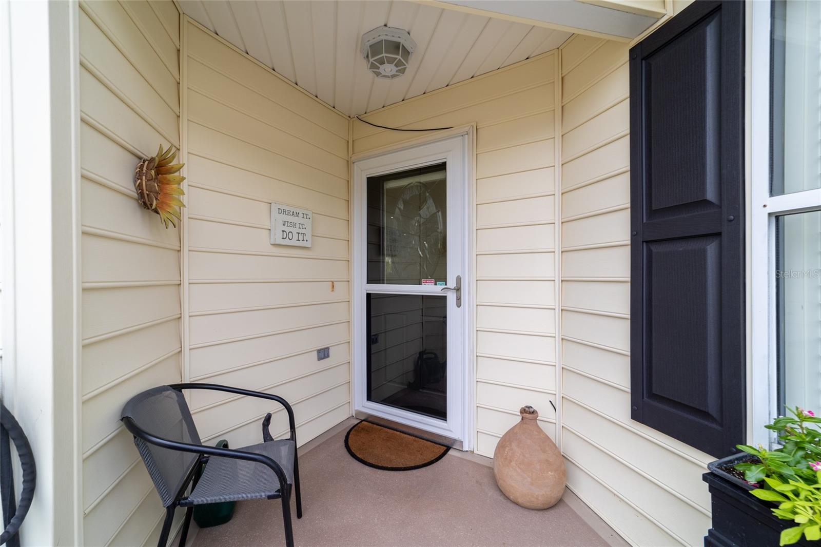 Image 5 of 37 For 1402 Conchas Drive