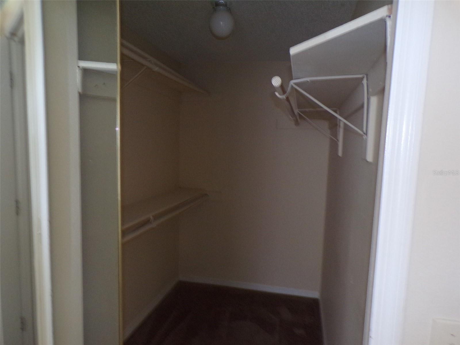 Image 20 of 22 For 2563 Davenport Circle