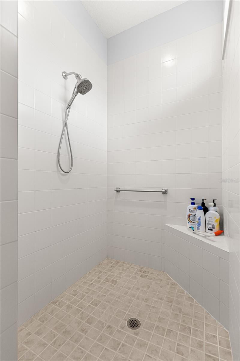 Image 28 of 61 For 8773 83rd Court Road