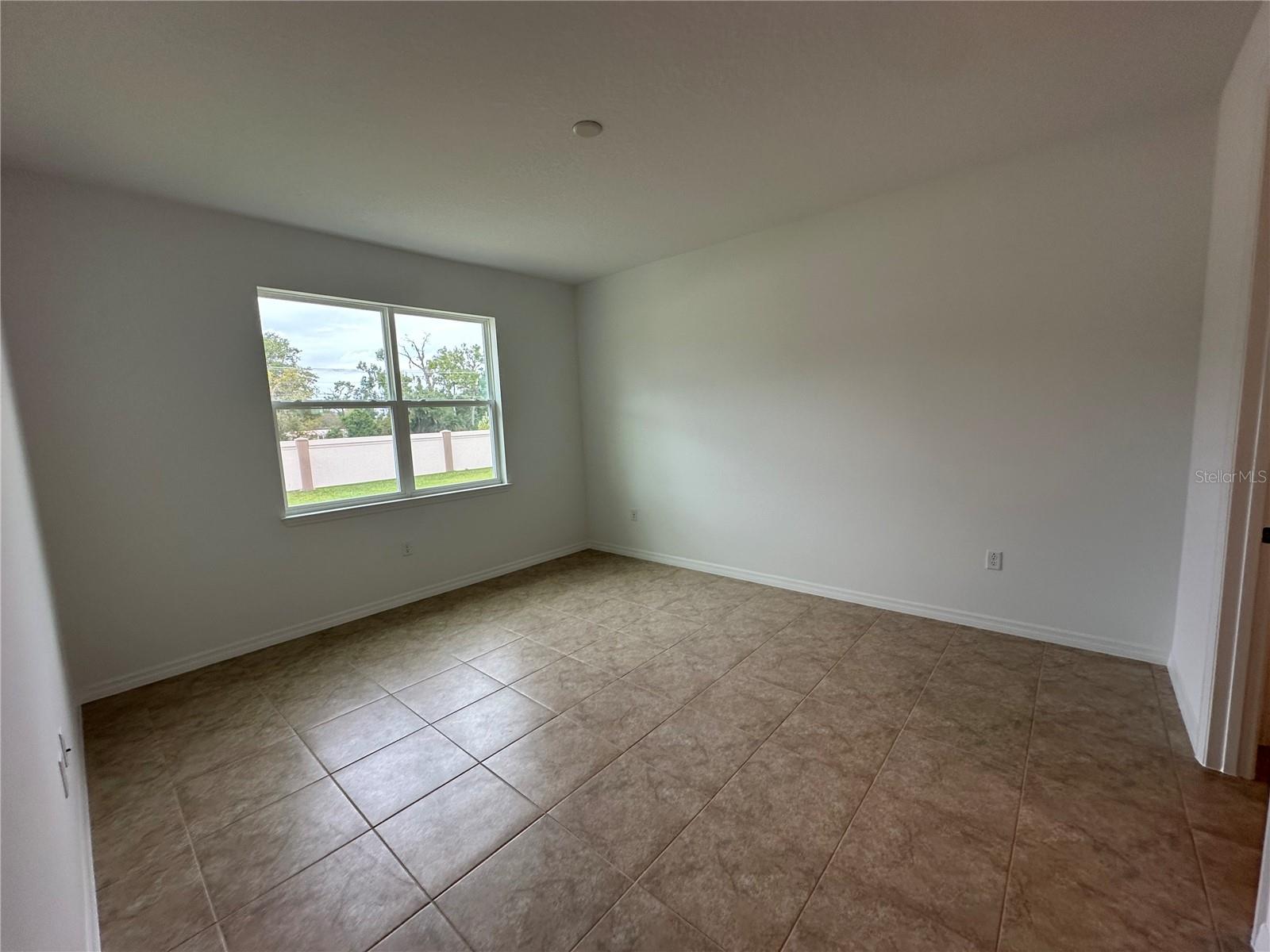 Image 8 of 21 For 5854 78th Avenue Road