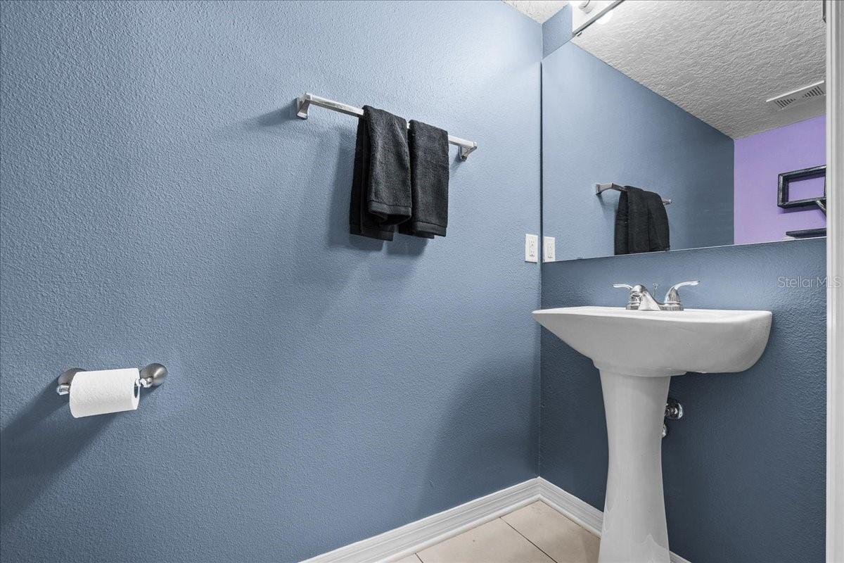 Image 13 of 68 For 888 Marietta Lane