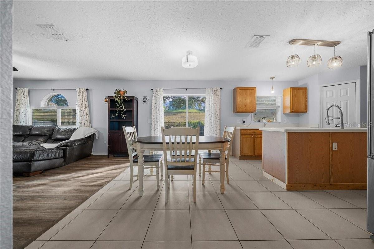 Image 19 of 68 For 888 Marietta Lane