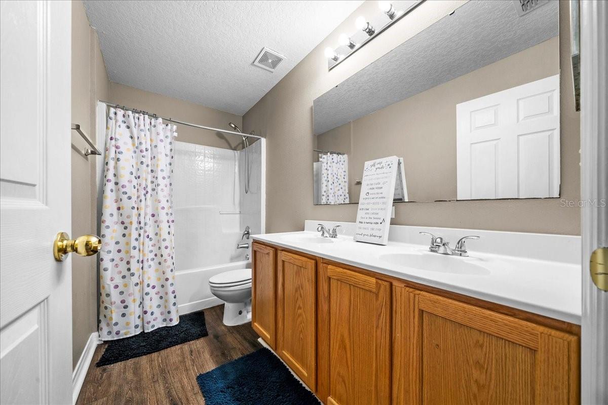 Image 50 of 68 For 888 Marietta Lane