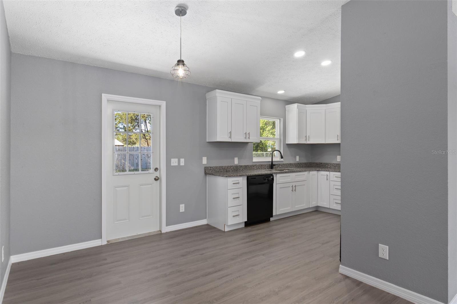 Image 11 of 36 For 3888 Flamingo Terrace