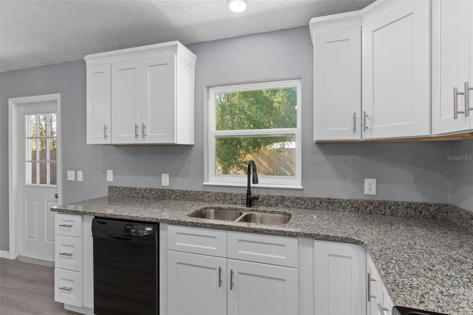 Image 17 of 36 For 3888 Flamingo Terrace