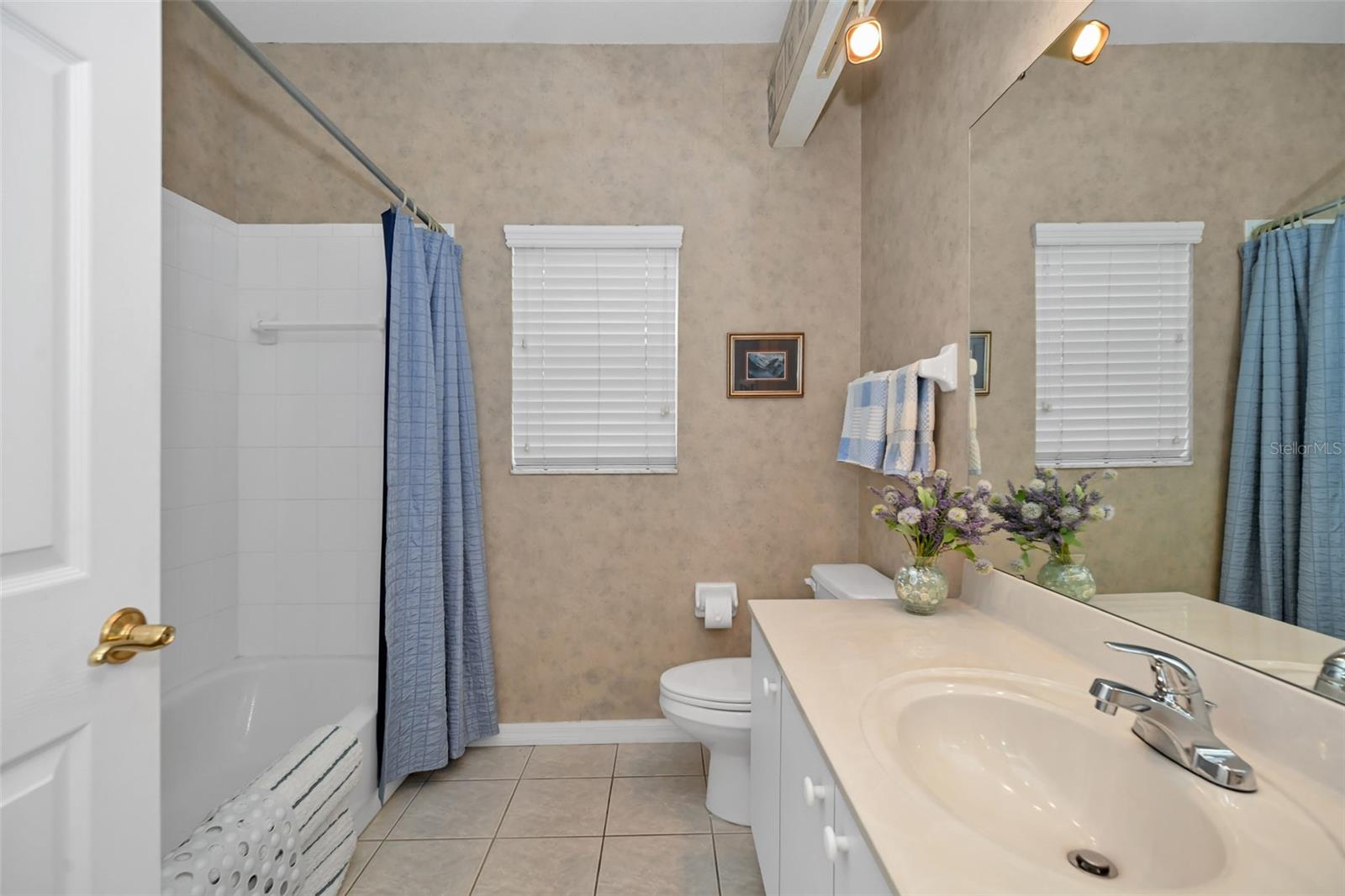 Image 26 of 33 For 35 Black Willow Street