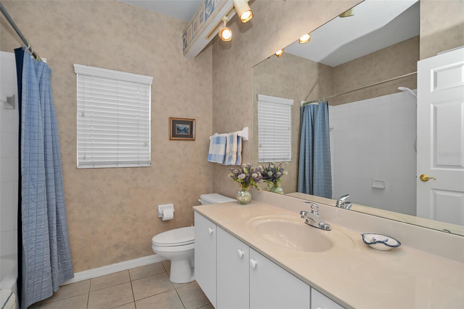 Image 27 of 33 For 35 Black Willow Street