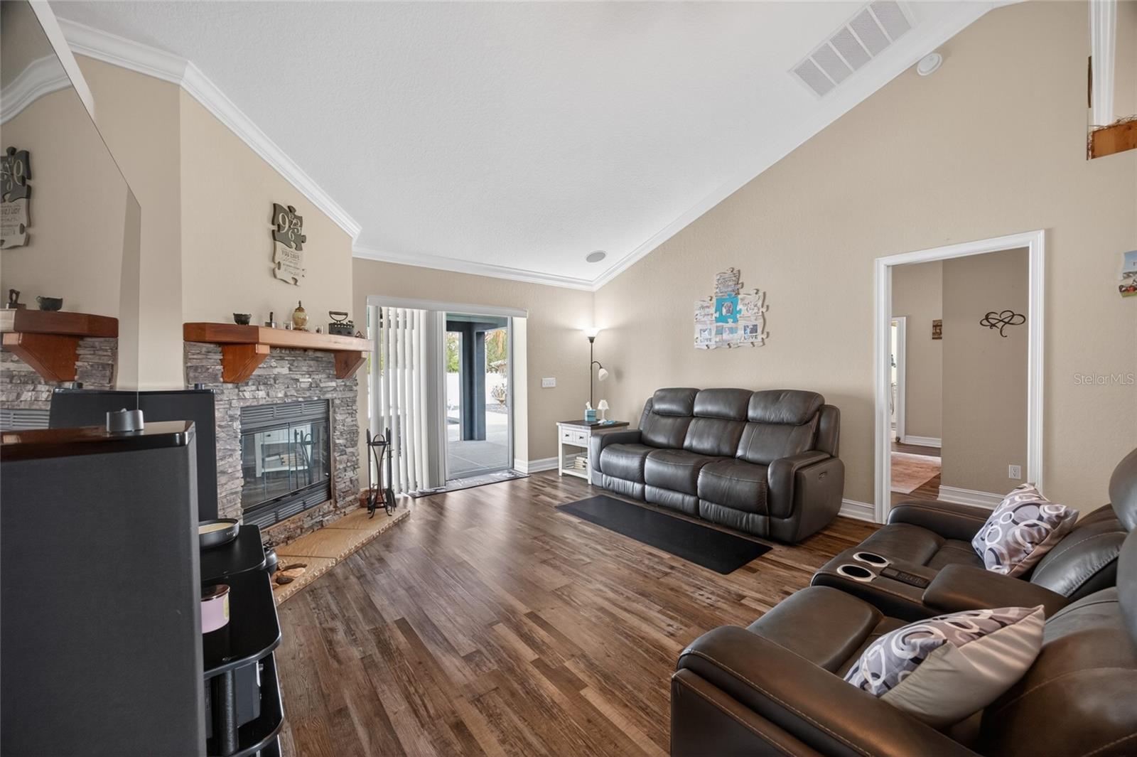 Image 10 of 38 For 399 Highway 42