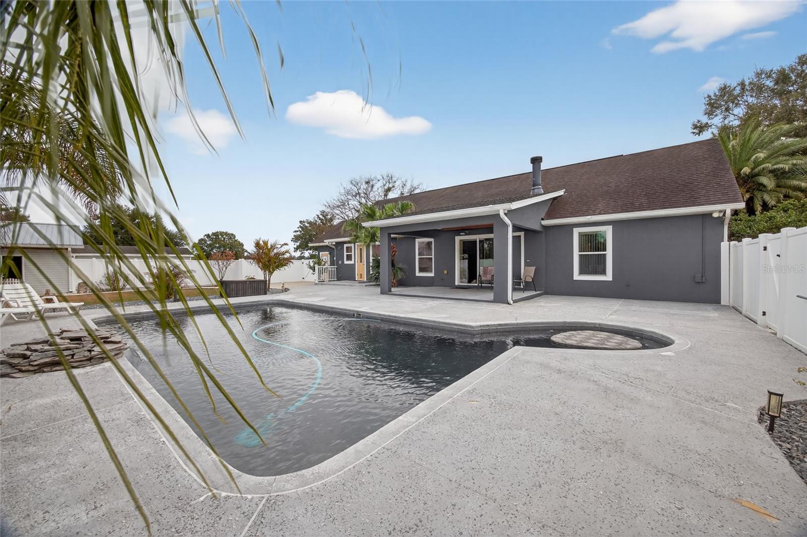 Image 25 of 38 For 399 Highway 42