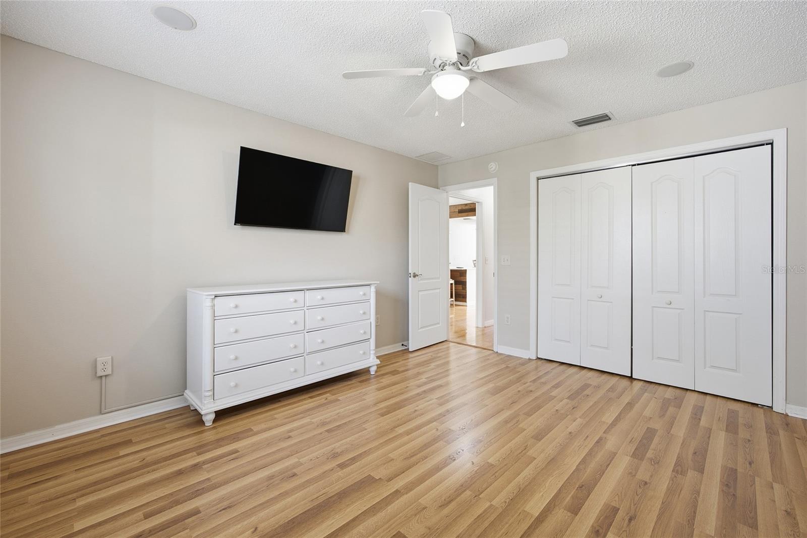 Image 23 of 36 For 1919 Treadwell Terrace