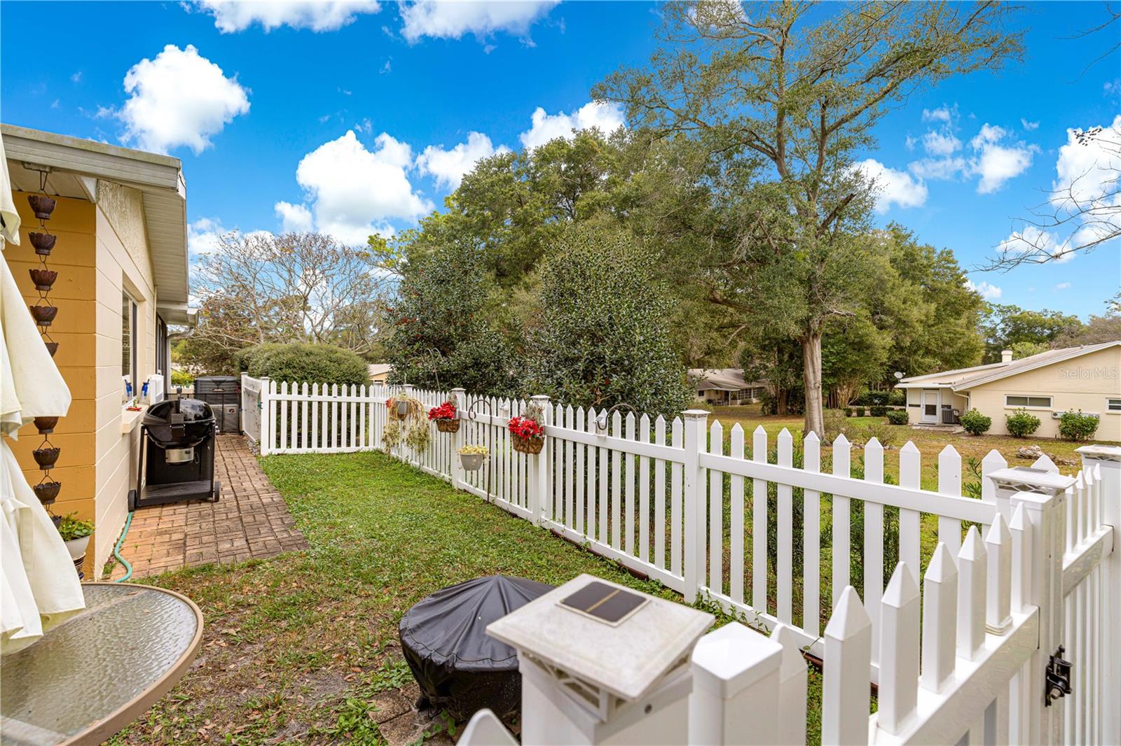 Image 27 of 50 For 8760 98th Street Road D