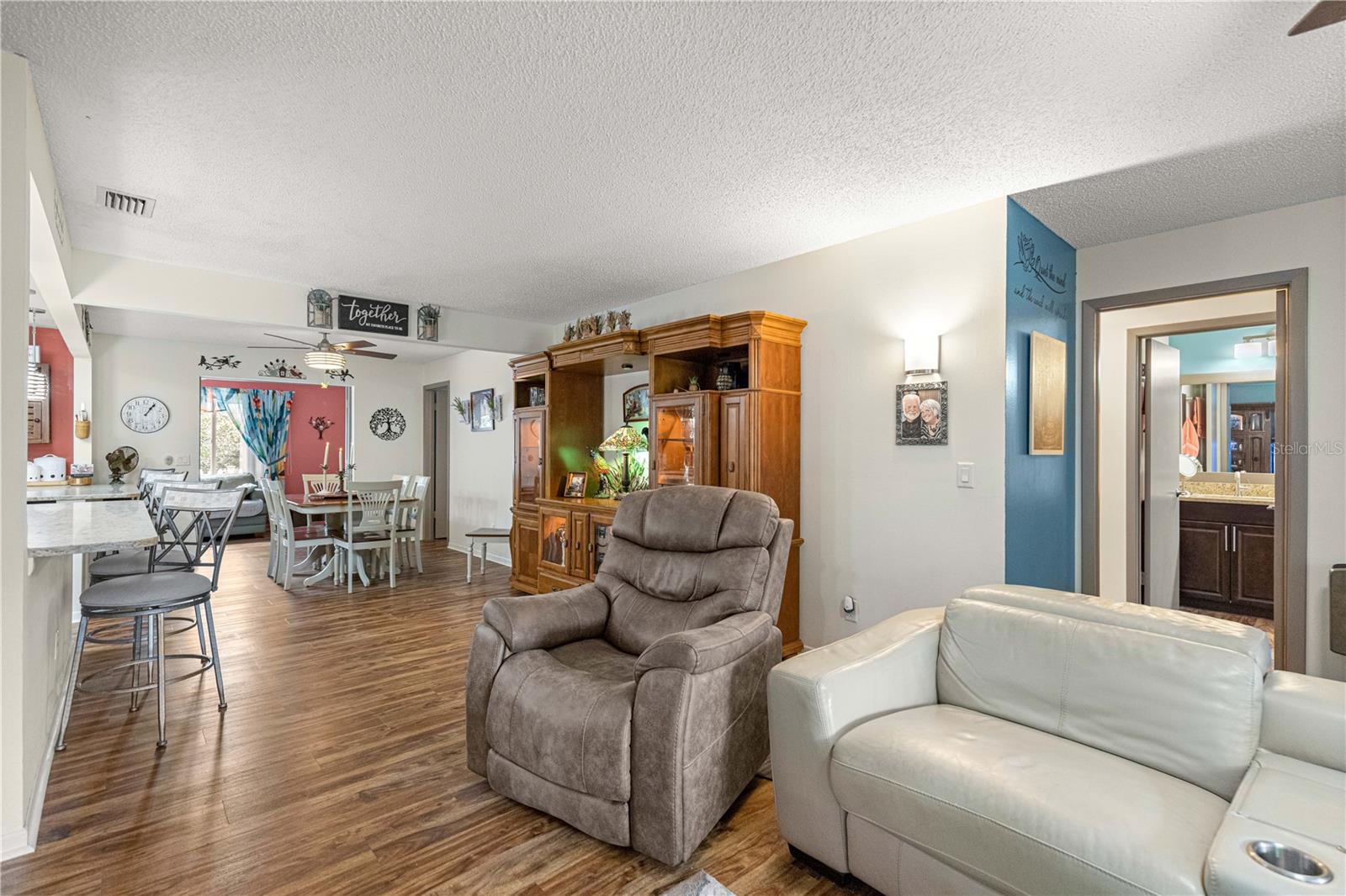 Image 8 of 50 For 8760 98th Street Road D