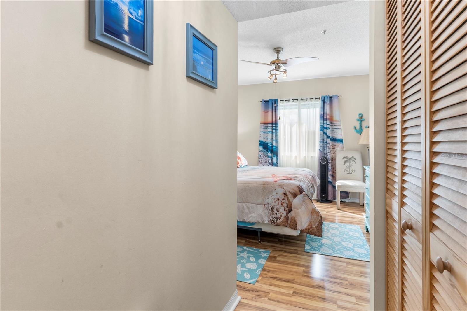 Image 20 of 39 For 1610 42nd Circle 211