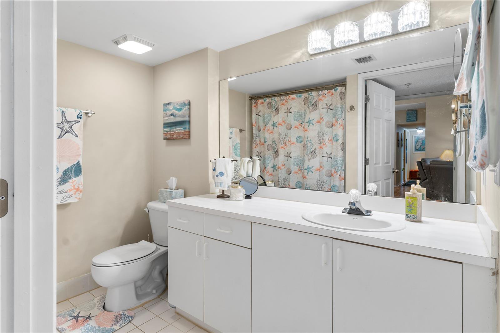 Image 27 of 39 For 1610 42nd Circle 211