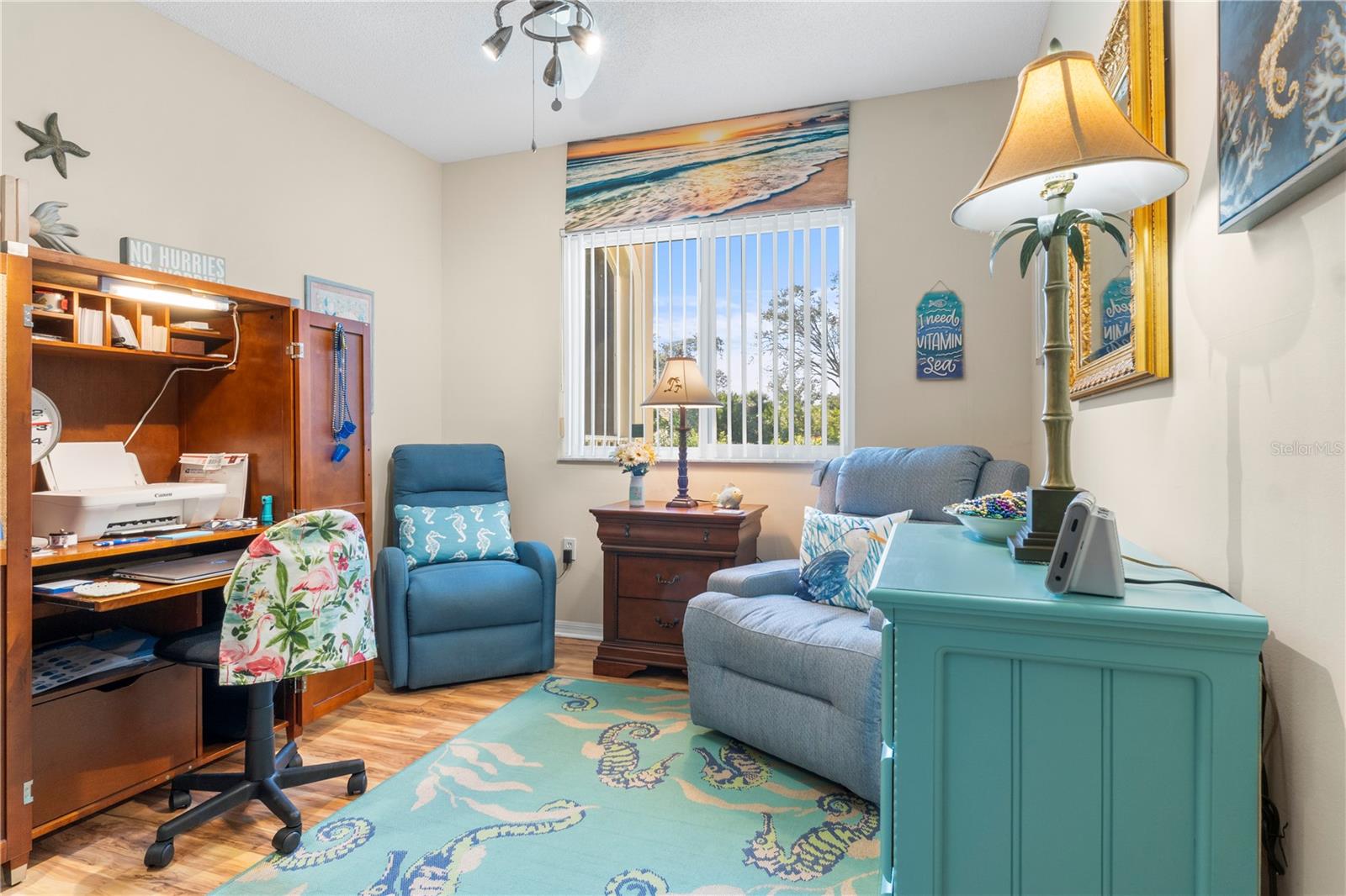 Image 28 of 39 For 1610 42nd Circle 211