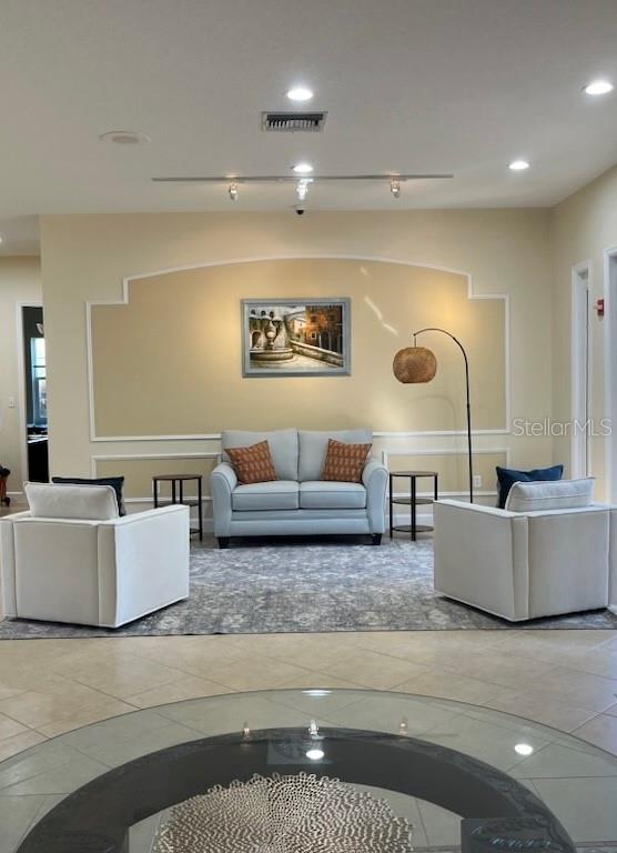 Image 39 of 39 For 1610 42nd Circle 211