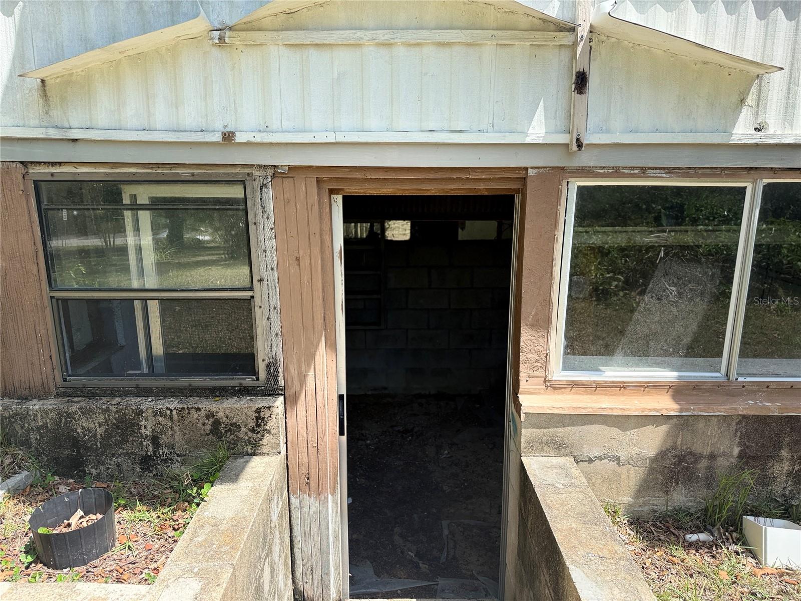 Image 11 of 16 For 10541 127th Lane