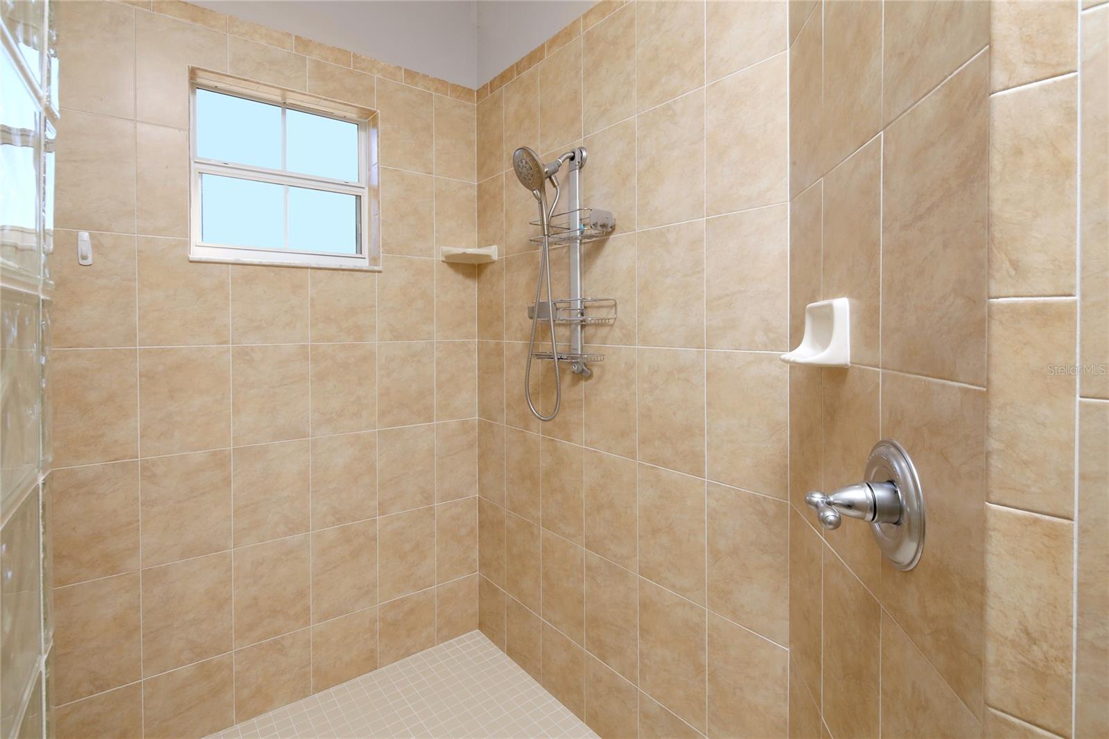 Image 18 of 53 For 23 Mickey Mantle Path