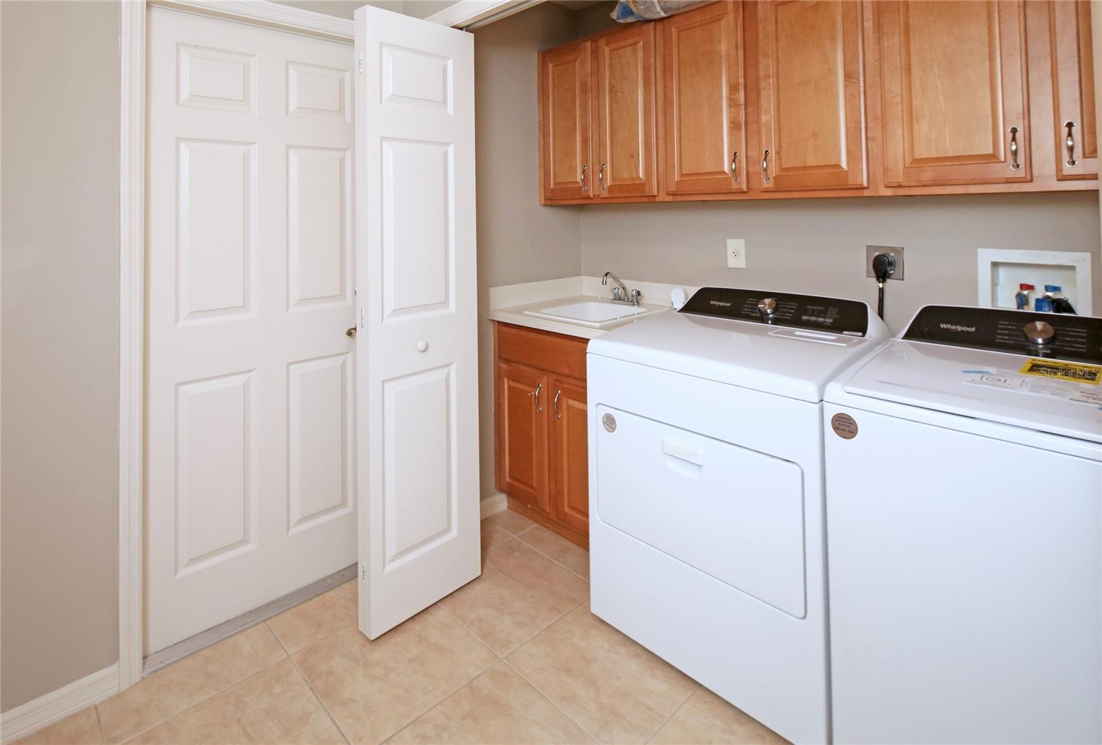 Image 30 of 53 For 23 Mickey Mantle Path