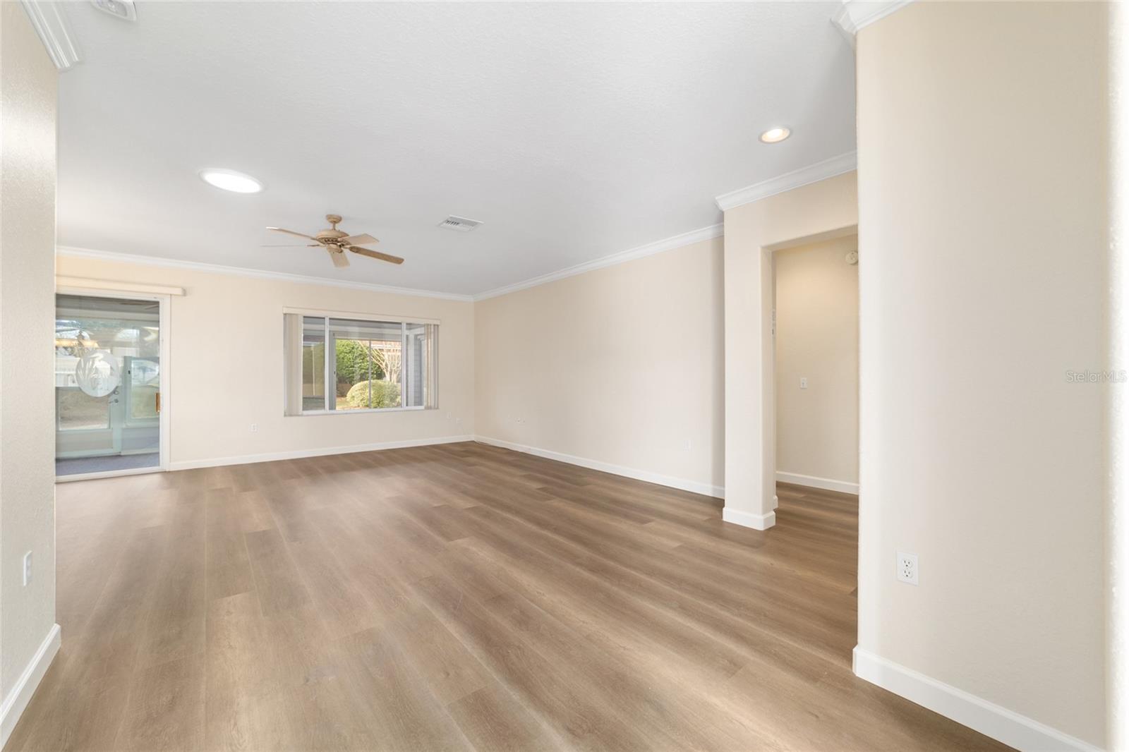 Image 11 of 79 For 13160 93rd Circle