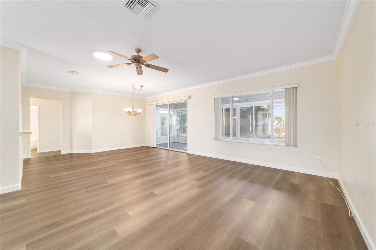 Image 14 of 79 For 13160 93rd Circle