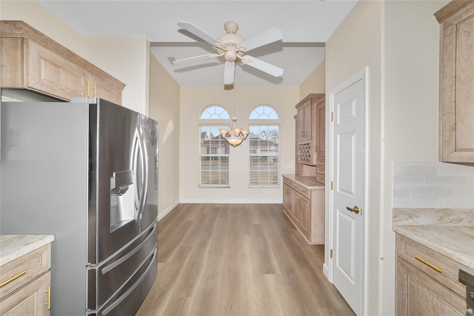 Image 21 of 79 For 13160 93rd Circle