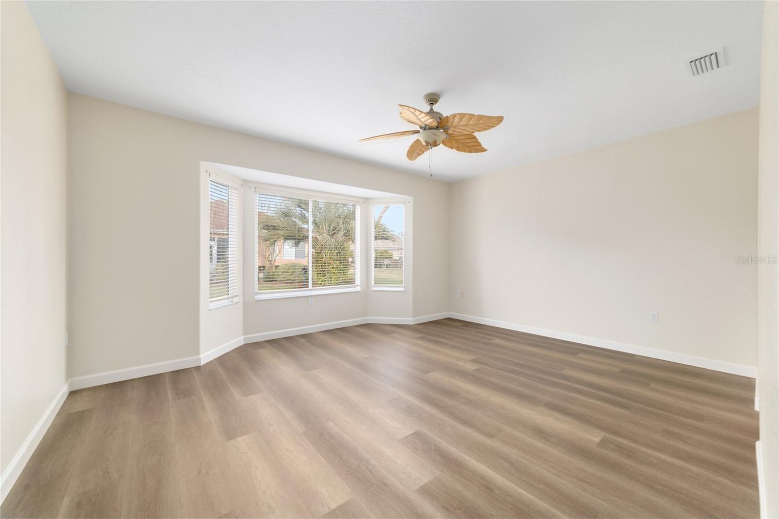 Image 29 of 79 For 13160 93rd Circle