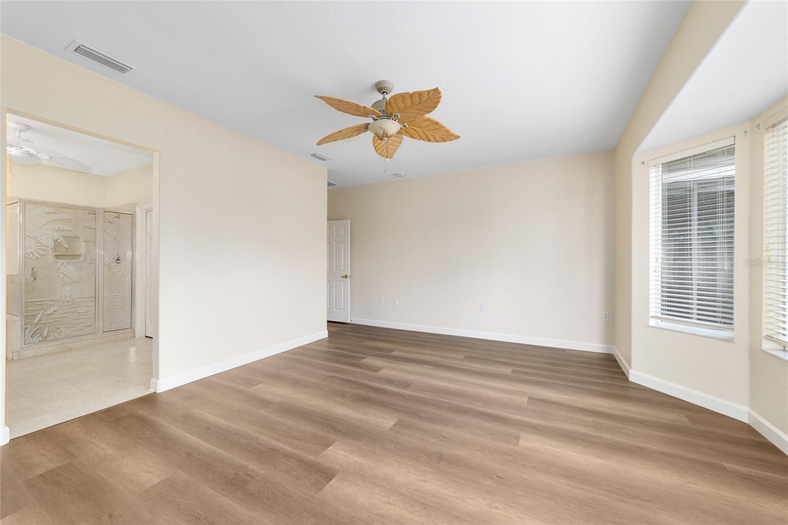 Image 30 of 79 For 13160 93rd Circle