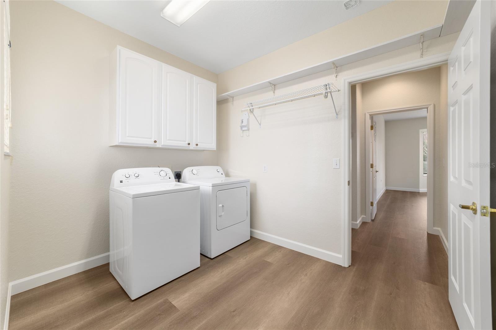 Image 43 of 79 For 13160 93rd Circle