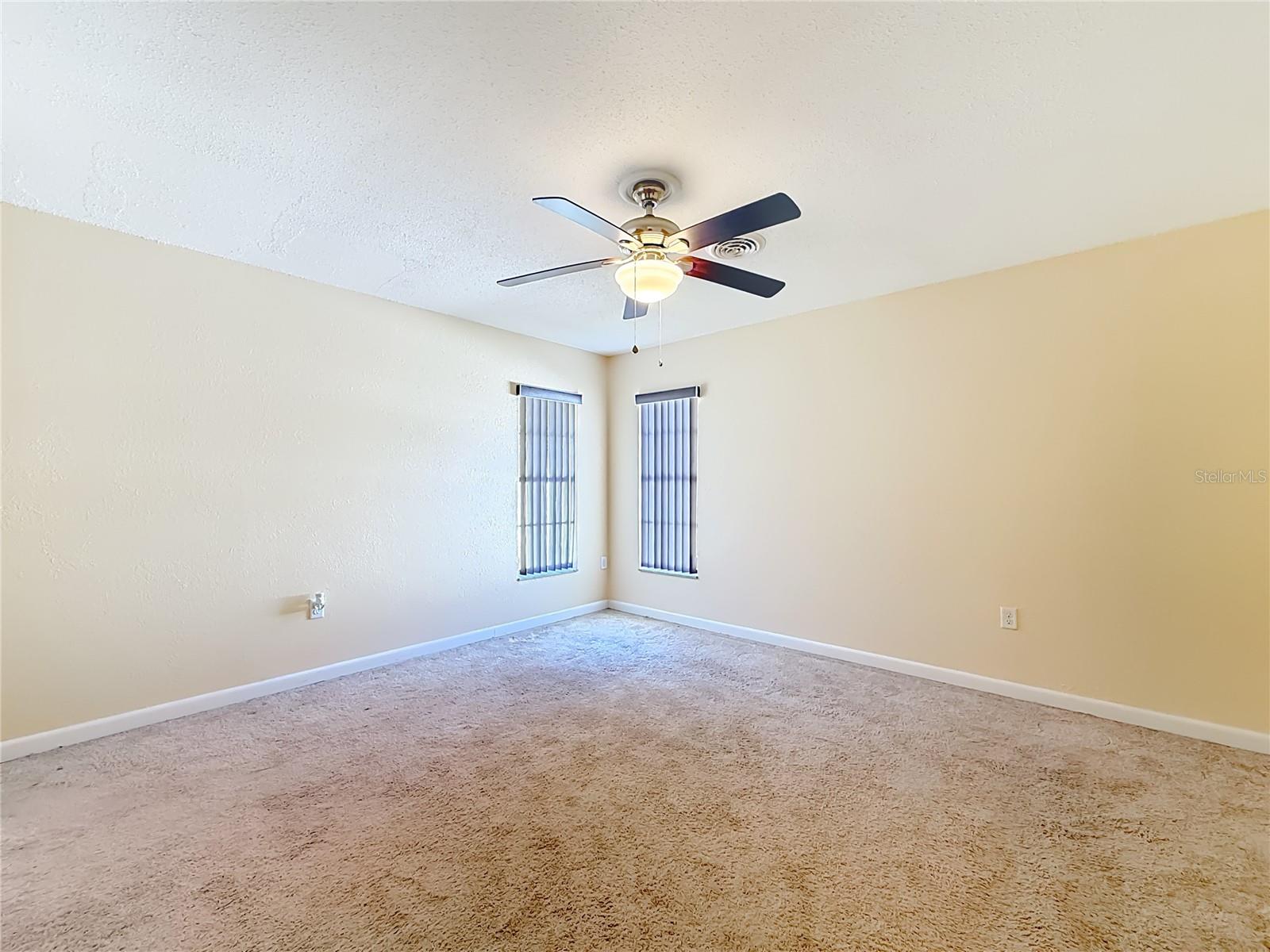 Image 28 of 50 For 3820 33rd Avenue