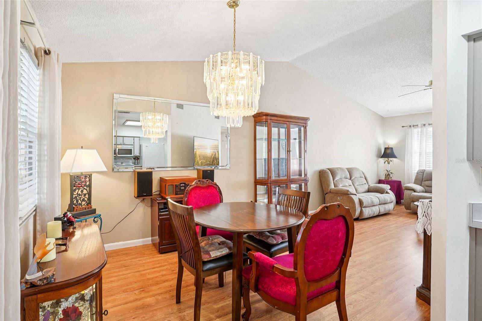 Image 10 of 51 For 1305 Moray Court