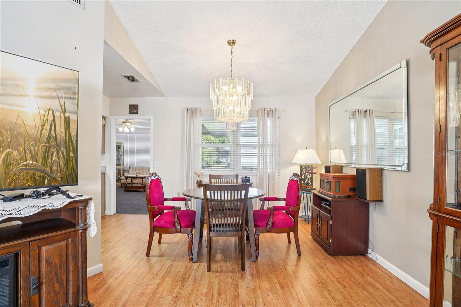 Image 11 of 51 For 1305 Moray Court