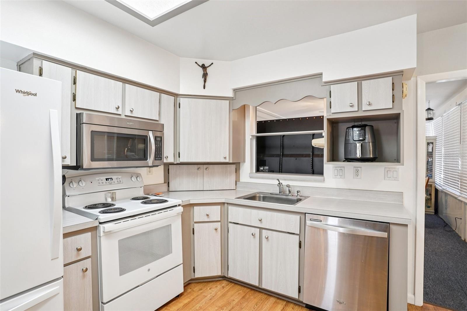 Image 15 of 51 For 1305 Moray Court