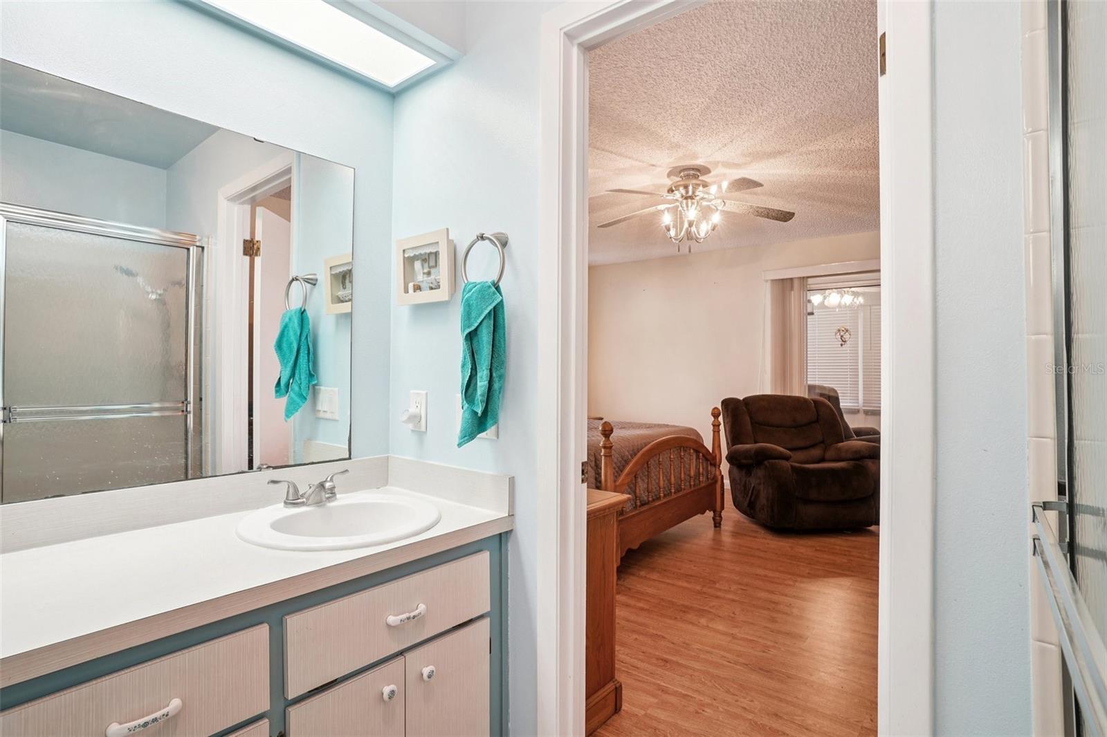 Image 21 of 51 For 1305 Moray Court