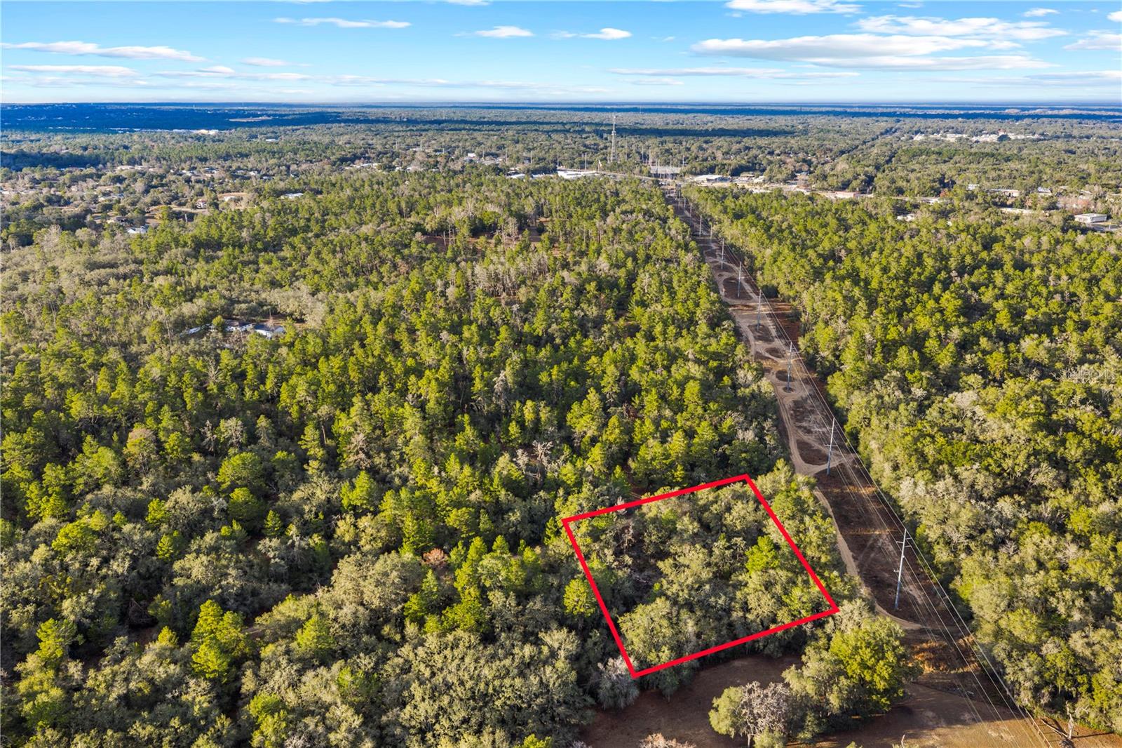 Image 21 of 36 For 115 Crestview Avenue